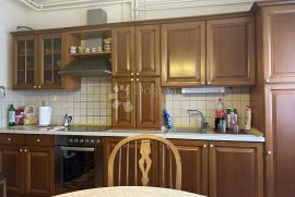 RIJEKA ,KRNJEVO 3SKL STAN , BALKON PRODAJA, Rijeka, Apartamento