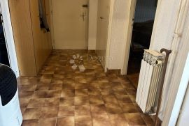 RIJEKA ,KRNJEVO 3SKL STAN , BALKON PRODAJA, Rijeka, Apartamento