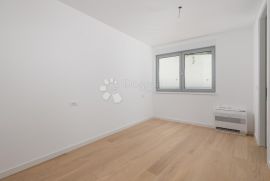 OPATIJA, LUKSUZNI STAN, 2S+DB, BALKON, LIFT, BAZEN, Opatija, Kвартира