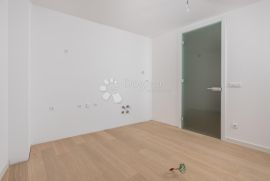 OPATIJA, LUKSUZNI STAN, 2S+DB, BALKON, LIFT, BAZEN, Opatija, Apartamento