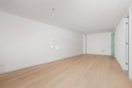 OPATIJA, LUKSUZNI STAN, 2S+DB, BALKON, LIFT, BAZEN, Opatija, Apartamento