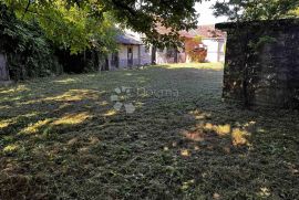 KUĆA ZA RUŠENJE I VELIKO GRAĐEVINSKO ZEMLJIŠTE, Prelog, House