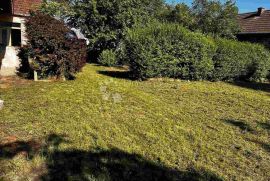 KUĆA ZA RUŠENJE I VELIKO GRAĐEVINSKO ZEMLJIŠTE, Prelog, House