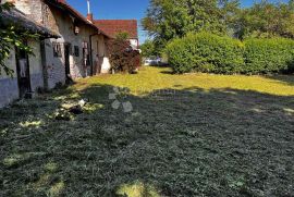 KUĆA ZA RUŠENJE I VELIKO GRAĐEVINSKO ZEMLJIŠTE, Prelog, House