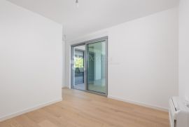 OPATIJA, LUKSUZNI STAN, 2S+DB, BALKON, LIFT, BAZEN, Opatija, Apartamento