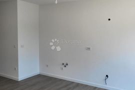 ODLIČAN STAN NA TOP LOKACIJI, Poreč, Appartement