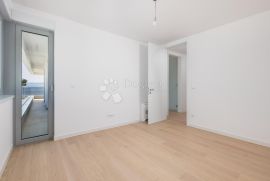 OPATIJA, LUKSUZNI STAN, 2S+DB, BALKON, LIFT, BAZEN, Opatija, شقة