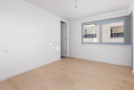 OPATIJA, LUKSUZNI STAN, 2S+DB, BALKON, LIFT, BAZEN, Opatija, Apartamento