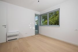 OPATIJA, LUKSUZNI STAN, 2S+DB, BALKON, LIFT, BAZEN, Opatija, Διαμέρισμα