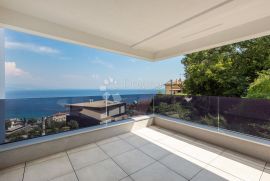 OPATIJA, LUKSUZNI STAN, 2S+DB, BALKON, LIFT, BAZEN, Opatija, Kвартира