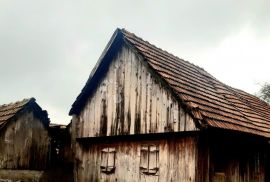 Imanje u Ogulinu sa građevinskom dozvolom, Ogulin, Maison