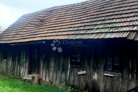 Imanje u Ogulinu sa građevinskom dozvolom, Ogulin, Maison