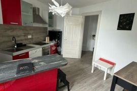 Šarmantan stan u traženoj zoni, Rijeka, Apartamento