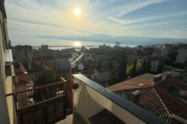 Prostran stan sa predivnim pogledom na Kvarnerski zaljev, Rijeka, Wohnung