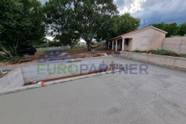 Istra, predivno renovirano kameno imanje u okolici Barbana, Barban, House