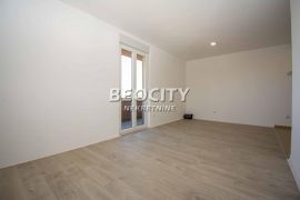 Zemun, Altina, Ugrinovacki put , 3.0, 56m2, Zemun, Flat