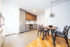 Zagreb, Vrbik, moderno uređen dvosoban stan NKP 57 m2, Zagreb, Apartamento