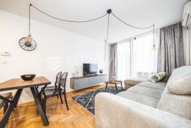 Zagreb, Vrbik, moderno uređen dvosoban stan NKP 57 m2, Zagreb, Stan