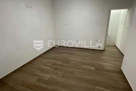 Split, Bol - proslovni prostor u prizemlju zgrade, Split, Propiedad comercial