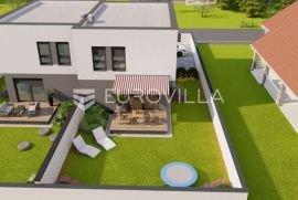 Dugo Selo, duplex kuća NKP 127 m2, Дом