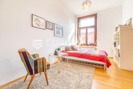 Zagreb, Teslina prekrasan trosoban stan NKP 90 m2 s PM, Zagreb, Flat