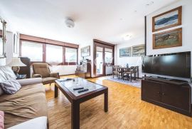 Zagreb, Jarun, odličan petorosoban stan NKP 127,55 m2, garaža, Zagreb, Apartamento