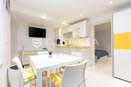 Istra, Rovinj, najam prekrasnog stana u centru Rovinj NKP 35m2, Rovinj, Appartment