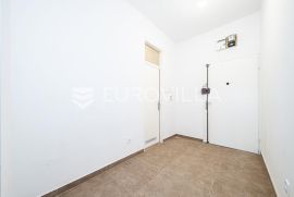 Zagreb, Gajevo, uređen jednosoban stan NKP 37 m2, Zagreb, Apartamento