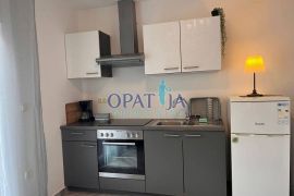 Vir, moderan apartman E2 u blizini mora i sadržaja, Vir, Appartment