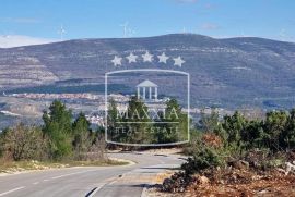 Pridraga - građevinsko zem. 734m2 PRILIKA! 30000€, Novigrad, Terrain