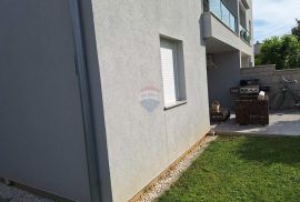 Baška- stan s okućnicom, parking, Baška, Apartamento