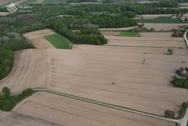 قائمة بيانات_حقول+افتراضي+عنوان, Kozarska Dubica, أرض