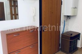 ZAGREB: VRAPČE - Dvosobni stan - Terasa - Vrt - Parking - PET FRIENDLY, Zagreb, Apartamento