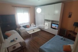 1,5 Zvezdara, sa pripadajućim dvorištem ID#1896, Zvezdara, Apartamento