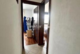 Srdoči, ugodan trosoban stan, Rijeka, Apartamento