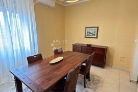 Komforan stan blizu centra Rijeke, Rijeka, Appartment