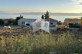 Gradilište, sa građevinskom dozvolom, samo u našoj agenciji, Novi Vinodolski, Land