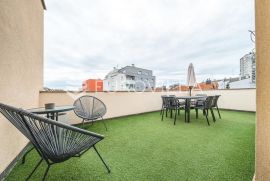 Zagreb, Trešnjevka, moderan dvosoban penthouse s prostranom terasom, Zagreb, Appartamento