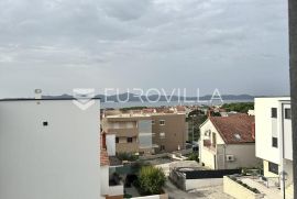 Zadar, Žmirići, dvosoban stan na mirnoj lokaciji i s garažnim mjestom, Zadar, Flat