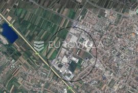 Velika Gorica, Poslovna zona, dvije hale s uredima 3470 m2 na zemljištu 11.000 m2, Propriedade comercial