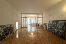 STAN, PRODAJA, ZAGREB, DONJI GRAD, 187 m2, 5-sobni, Donji Grad, Flat