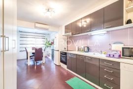 Zagreb, Dugave, funkcionalan trosoban stan 92 m2 s terasom 24 m2, Zagreb, Stan