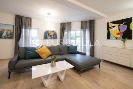 Opatija, Matulji, predivna moderna villa 400 m2 s bazenom, Matulji, بيت