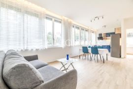 Zagreb, Tuškanac, novouređen dvosoban stan NKP 54 m2, prvi najam, Zagreb, Apartamento