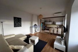 Trsat - lijep 1s+db s okućnicom i pogledom na more, Rijeka, Apartamento