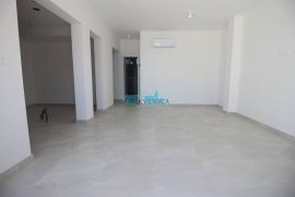 CRIKVENICA - PRIZEMLJE, NOVOGRADNJA, Crikvenica, Flat