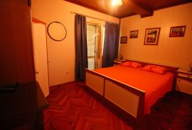 SELCE-APARTMANSKA KUĆA 2.RED DO MORA!, Crikvenica, Σπίτι