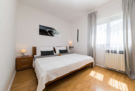 SELCE - ETAŽA KUĆE S POGLEDOM NA MORE, Crikvenica, Apartamento