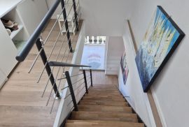 Istra, Poreč prekrasan stan 126m2 - odlična lokacija, Poreč, Apartamento