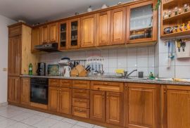 Poreč okolica, Apartmanska kuća s 4 apartmana, Poreč, Famiglia